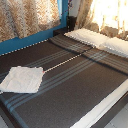 Hotel Abhishek Nashik Ngoại thất bức ảnh