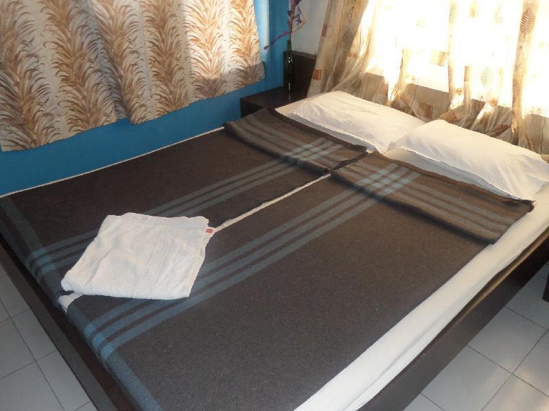 Hotel Abhishek Nashik Ngoại thất bức ảnh